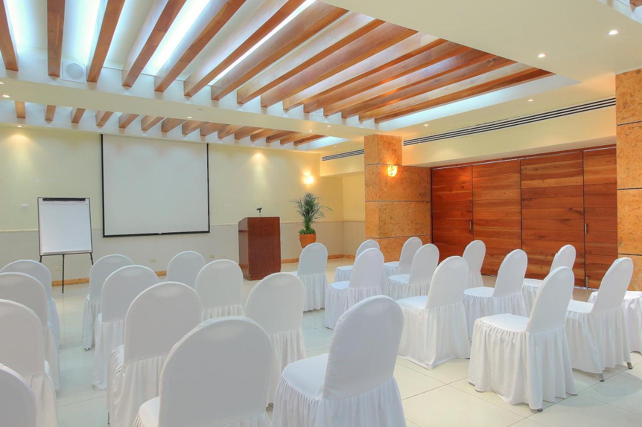 Fiesta Inn Villahermosa Cencali Esterno foto